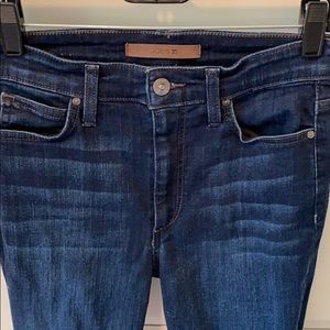 Joes Jeans Dark wash